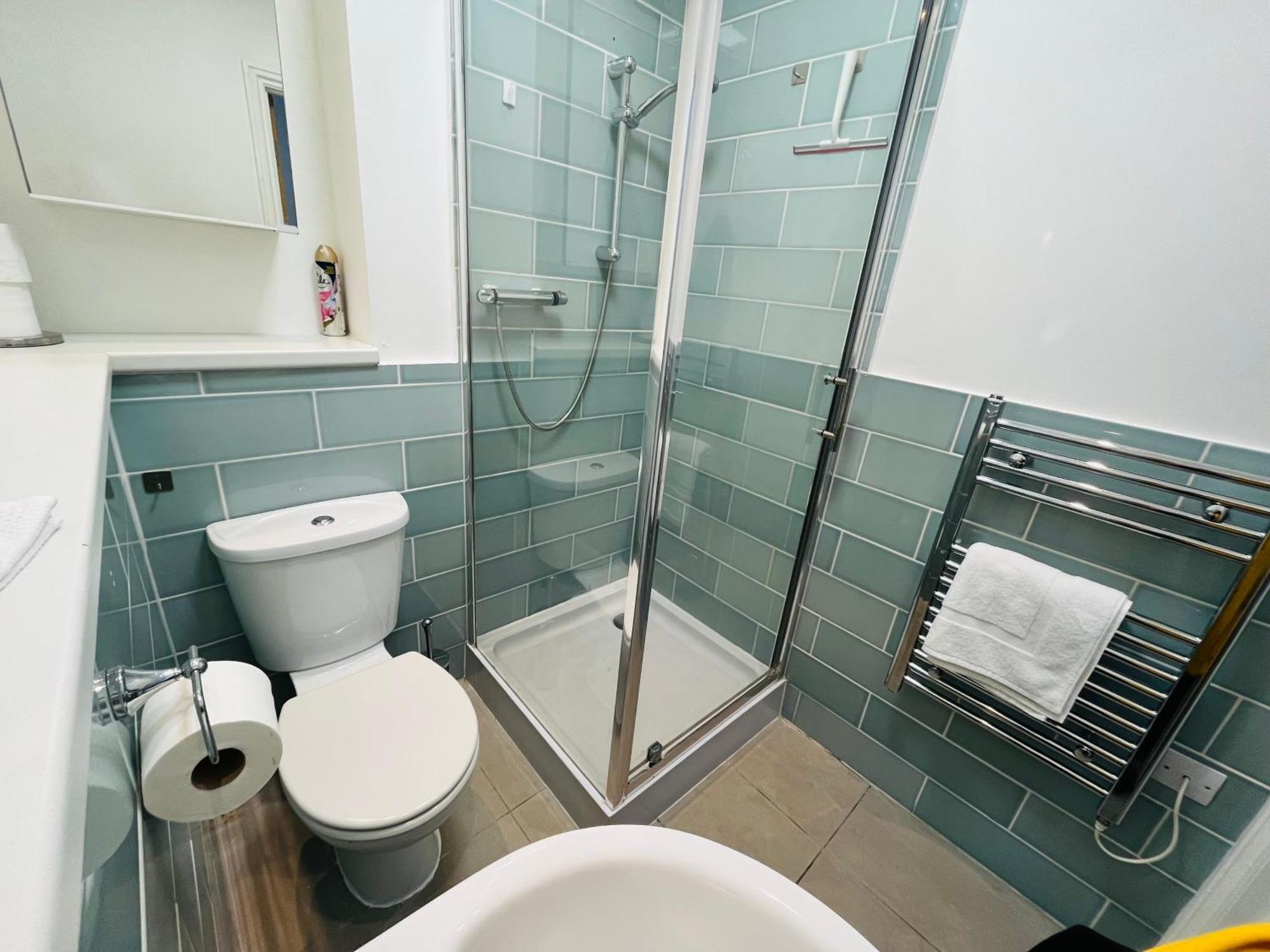London Modern Flat Near Transports Apartment Exterior foto